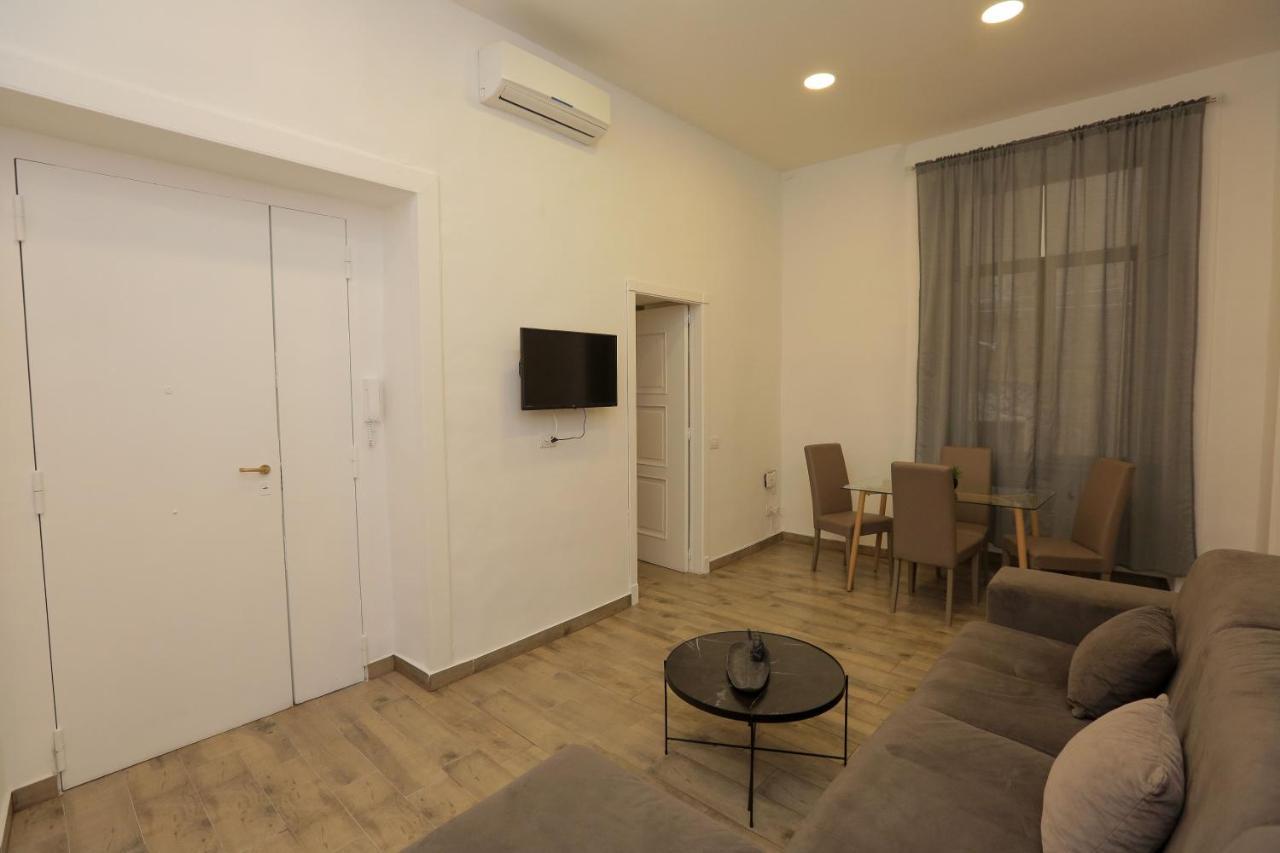 Plateia Apartment Наполи Екстериор снимка