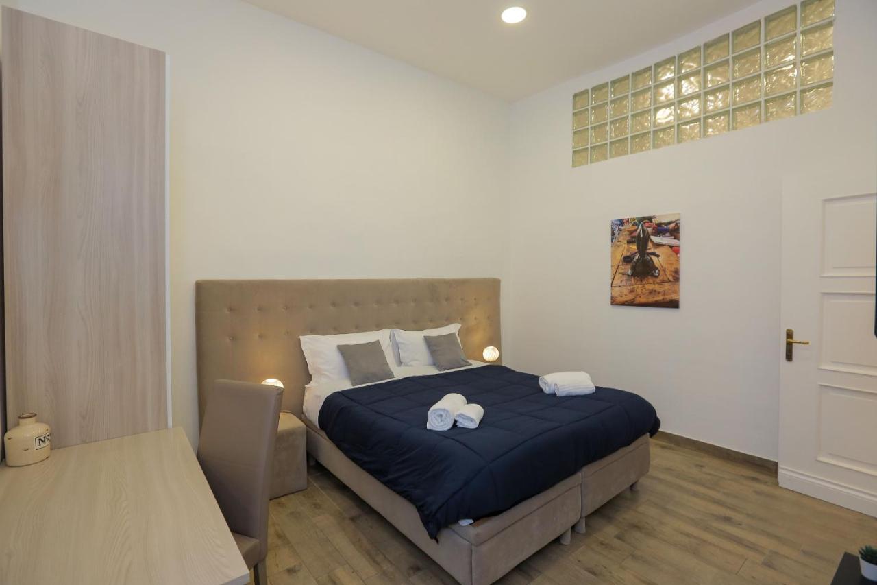 Plateia Apartment Наполи Екстериор снимка