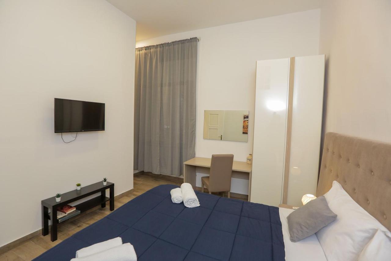 Plateia Apartment Наполи Екстериор снимка