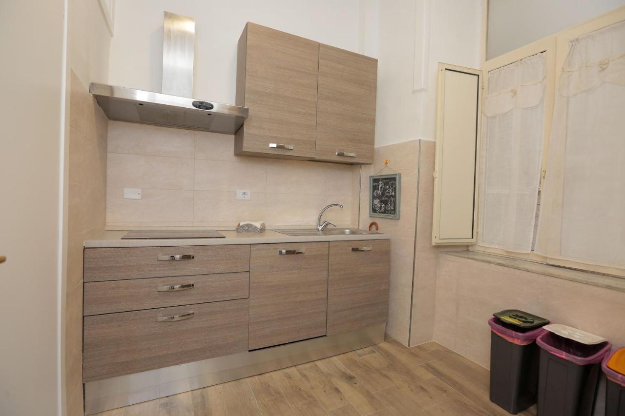 Plateia Apartment Наполи Екстериор снимка