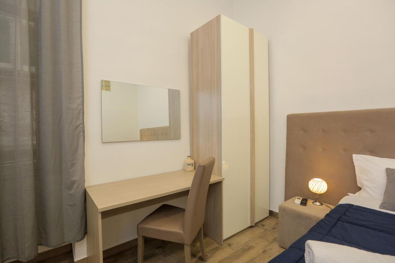 Plateia Apartment Наполи Екстериор снимка